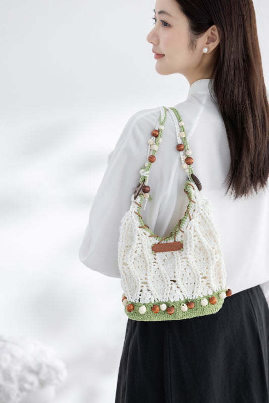 Floral Isle Bag Crochet Pattern