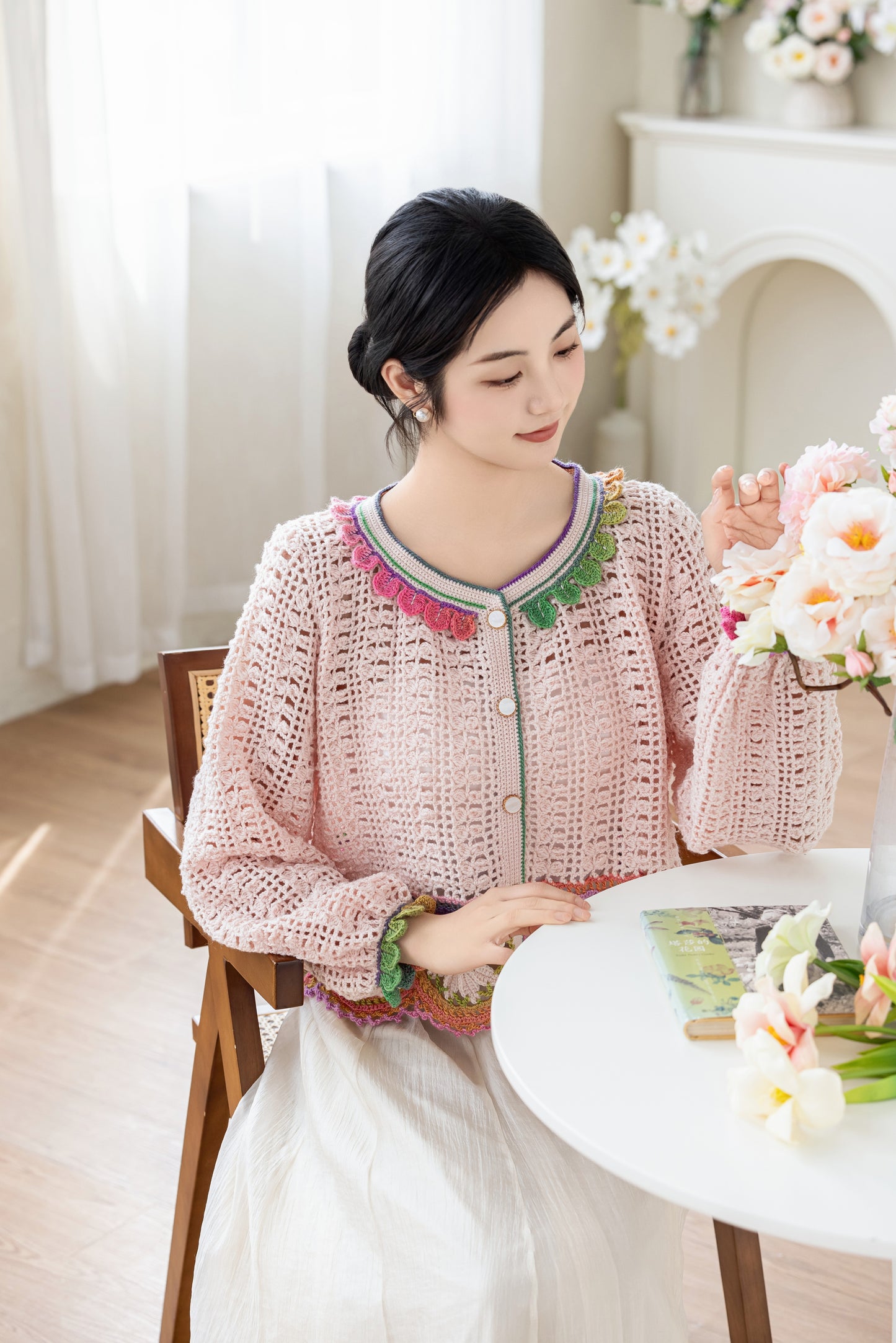 Leisure Flowers Whisper Crochet Pattern