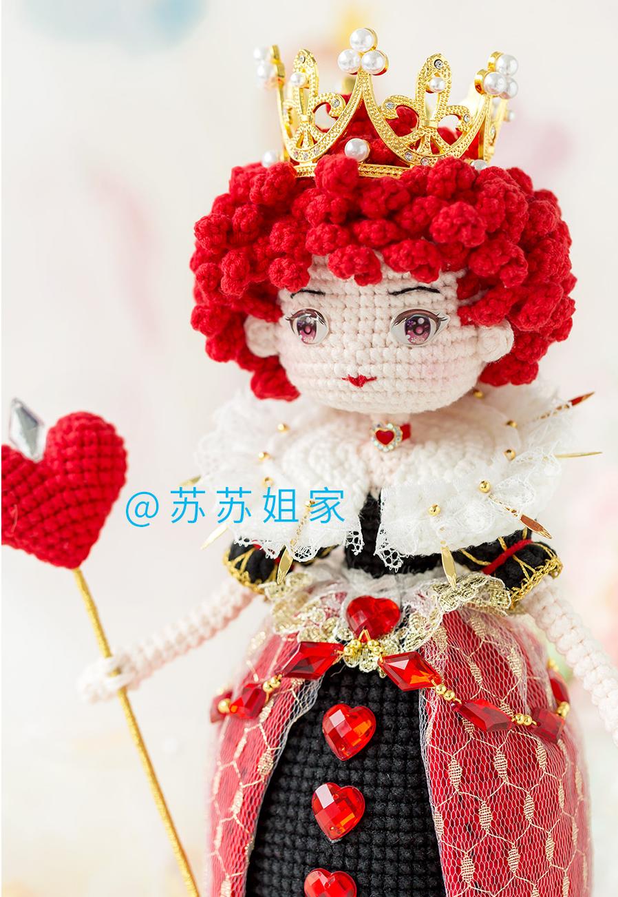 Red and White Queen Crochet Pattern