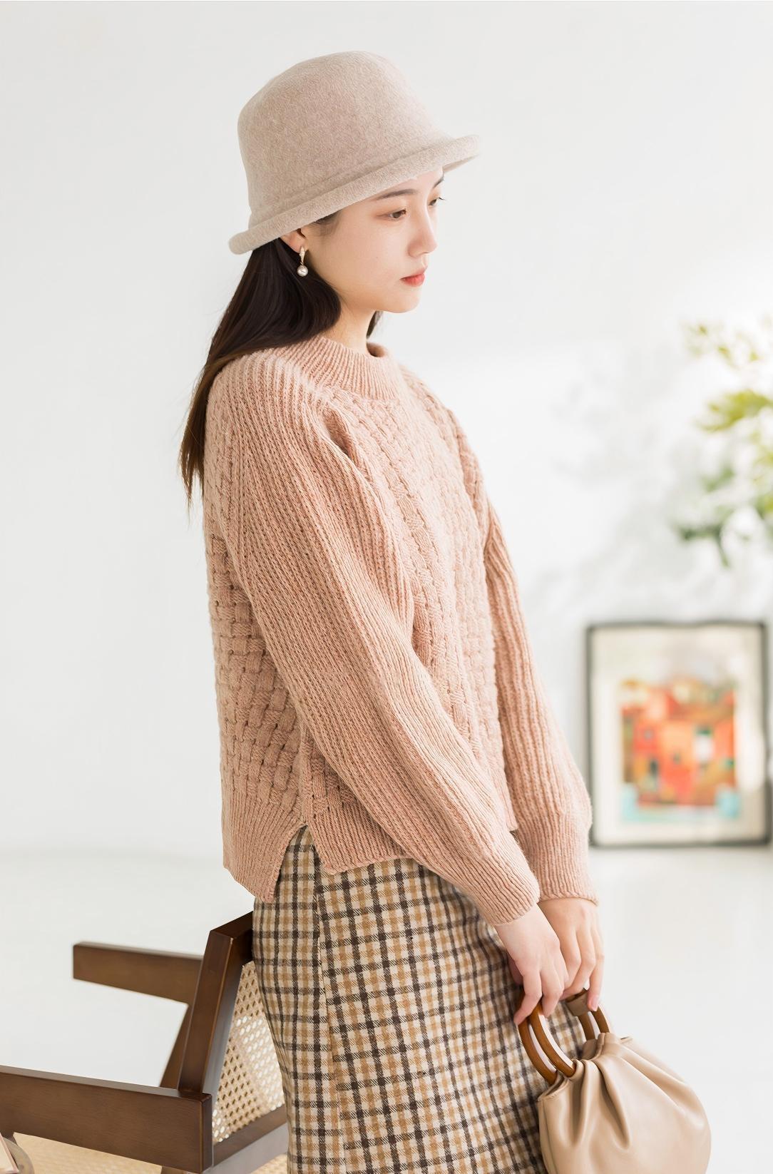 Grid Saddle Shoulder Sweater Knit Pattern